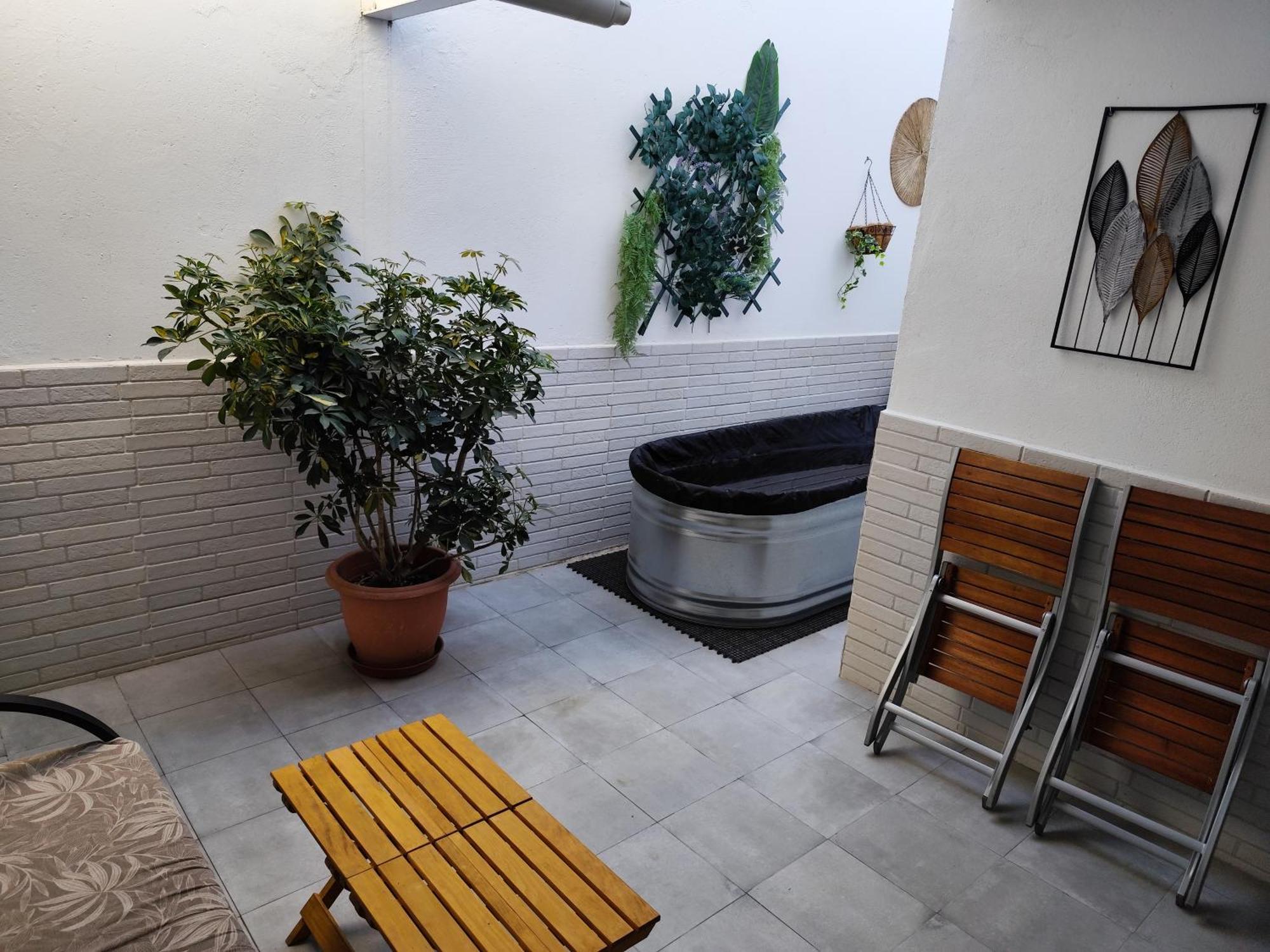 Apartamentos De La Haya & Suite Con Jacuzzi, Junto Al Teatro Romano Mérida Exterior foto
