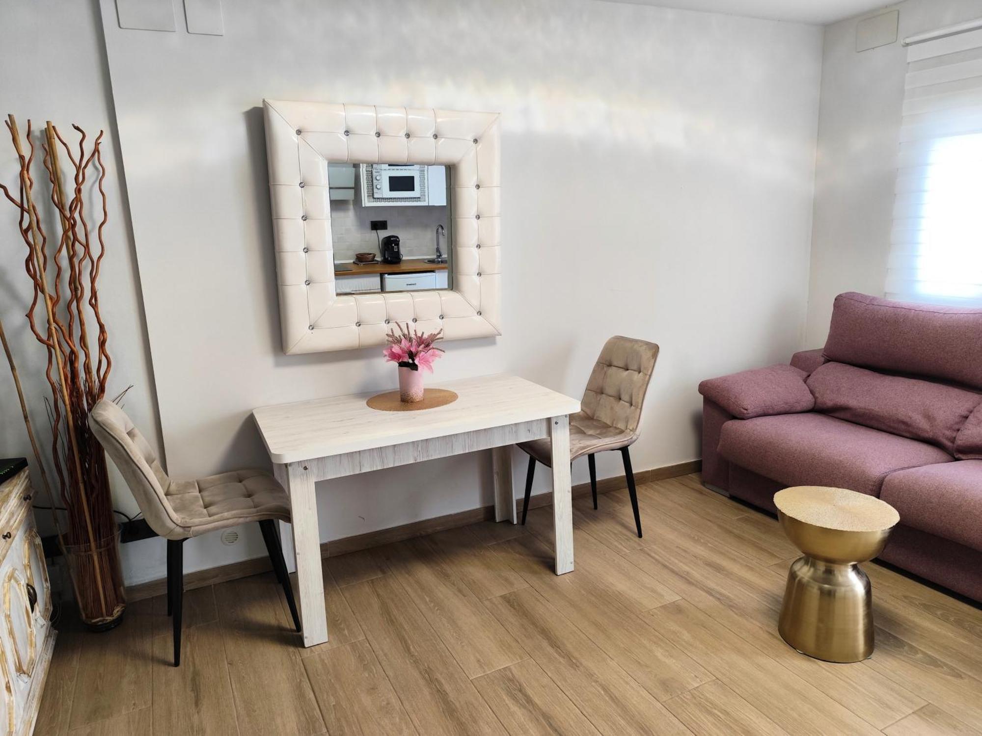 Apartamentos De La Haya & Suite Con Jacuzzi, Junto Al Teatro Romano Mérida Exterior foto